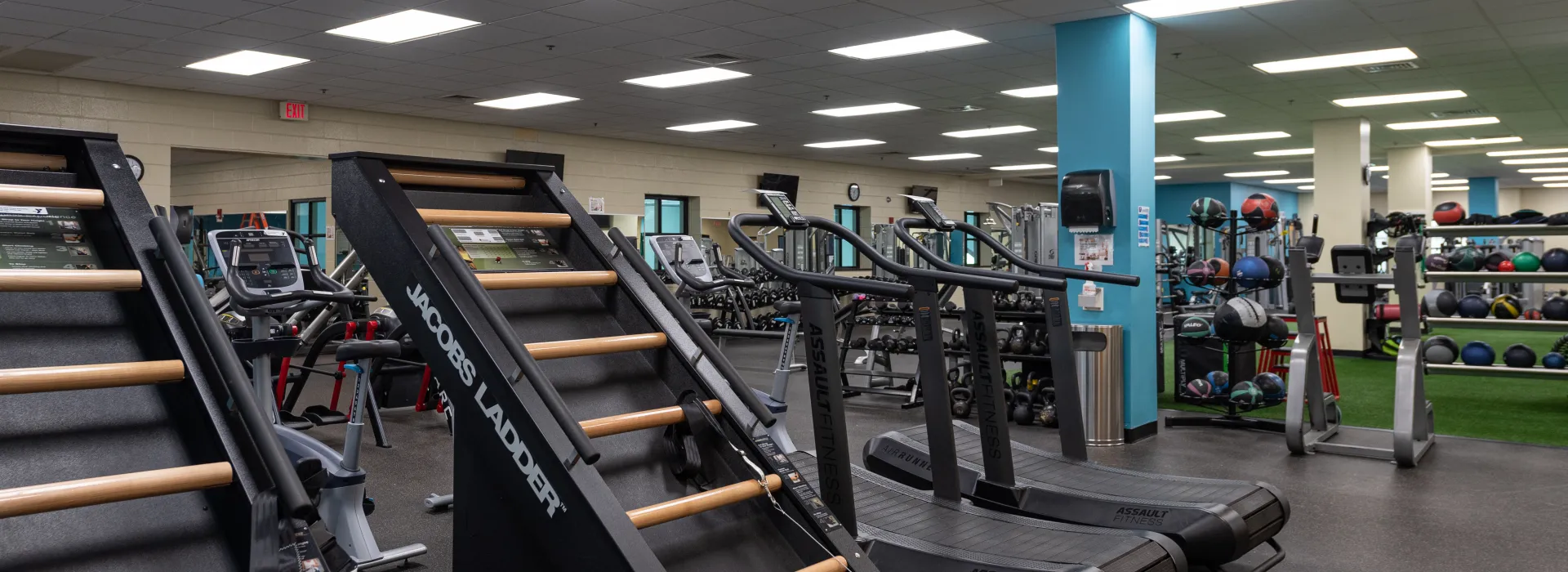 ROCKY RUN YMCA - FITNESS FLOOR